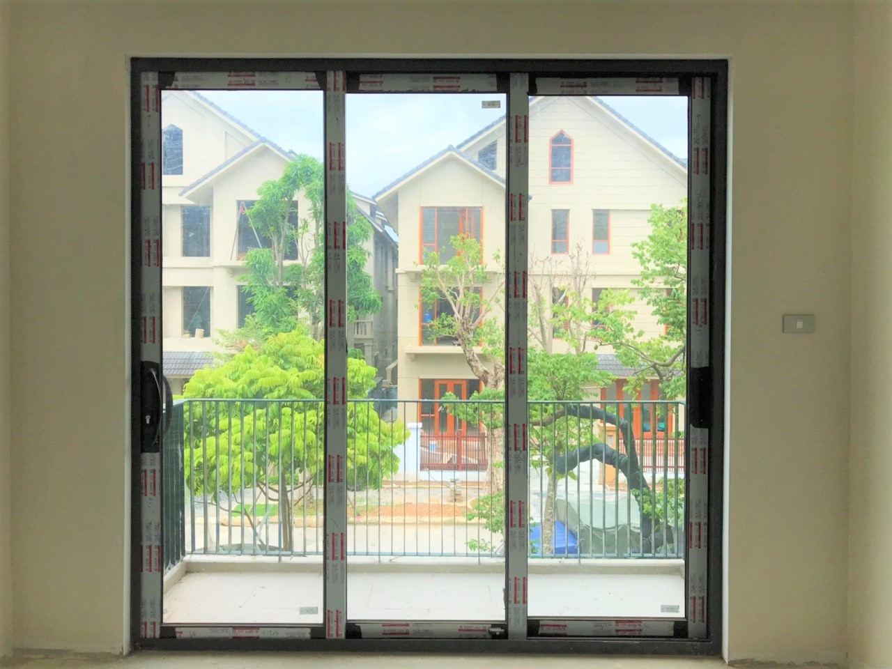 Công ty thi công cửa nhôm xingfa 3 cánh - Giá cạnh tranh nhất Nam Định Công ty thi công cửa nhôm xingfa 3 cánh - Giá cạnh tranh nhất Nam Định
