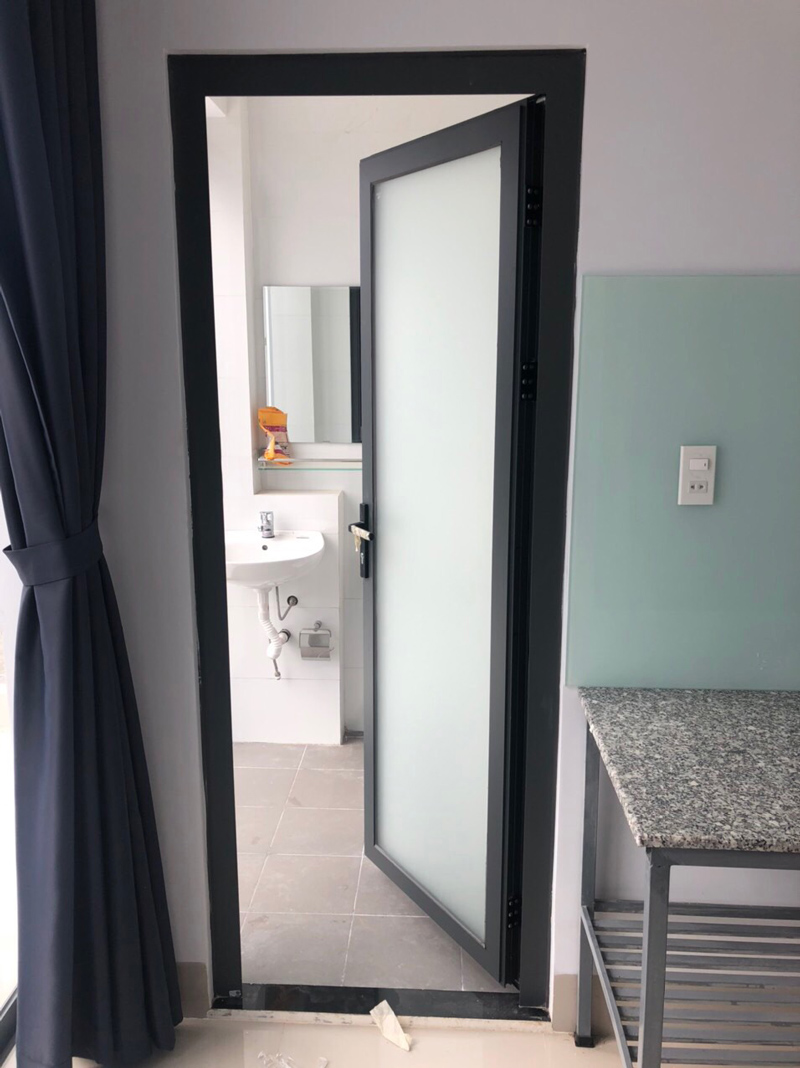 cửa nhôm kính mờ
