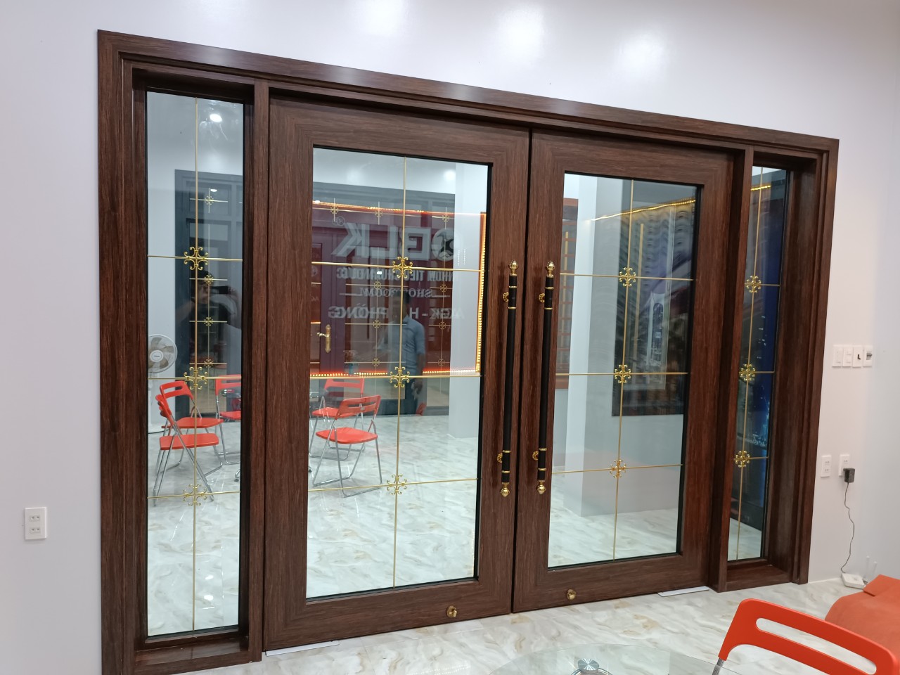 Lắp đặt cửa nhôm Châu Âu hiện đại nhanh chóng giá rẻ ở Nam Định 2