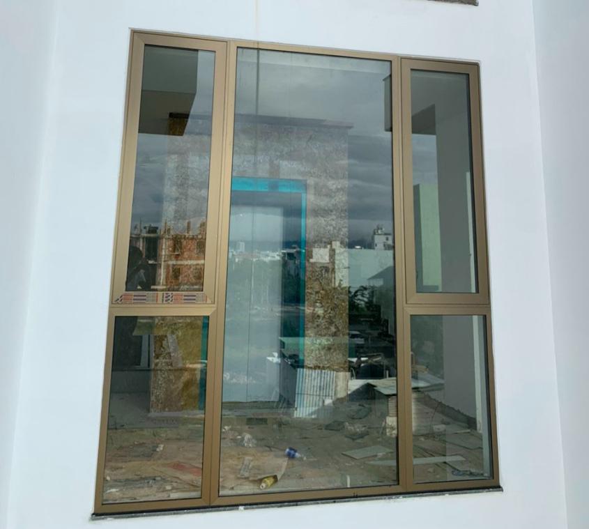 Xưởng chuyên lắp đặt nhôm kính Nam Định