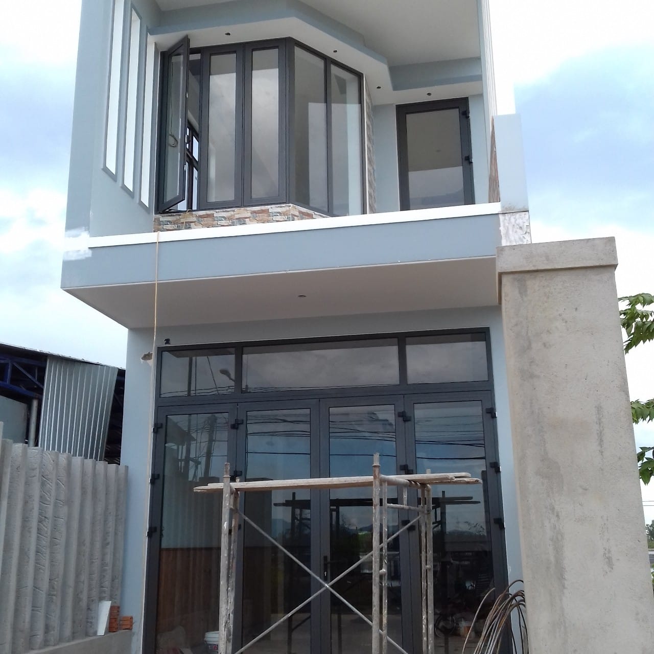 Tìm mua cửa nhôm Nam Định cao cấp phù hợp với không gian Tìm mua cửa nhôm Nam Định cao cấp phù hợp với không gian
